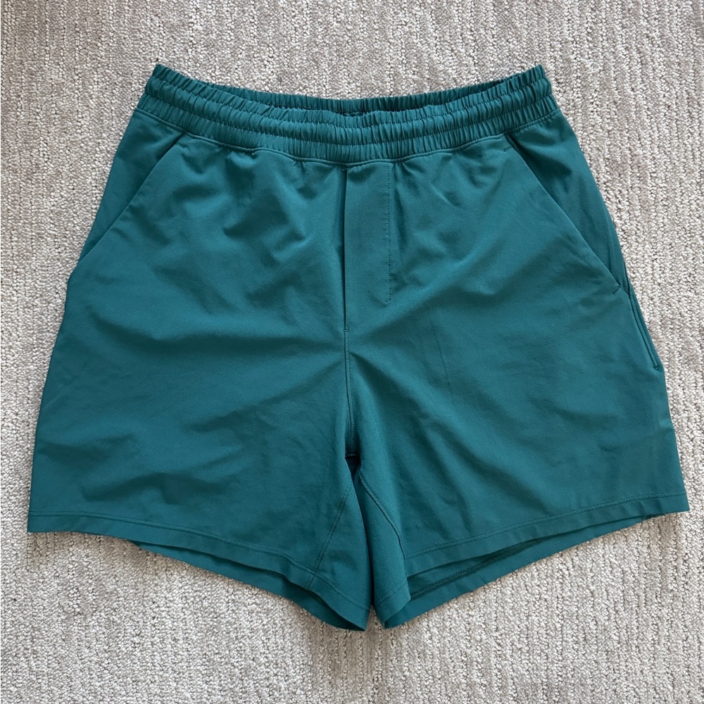 Lululemon Pace Breaker Linerless Short 5”